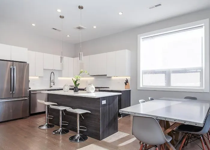 Breathtaking Downtown Penthouse B - Sleeps 11 Сasa de vacaciones *