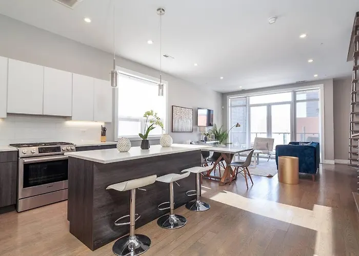 Breathtaking Downtown Penthouse B - Sleeps 11 * Chicago