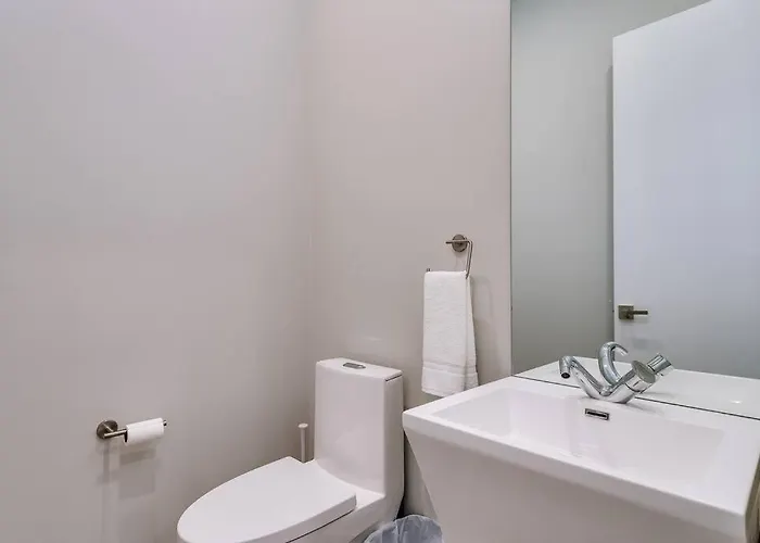 Breathtaking Downtown Penthouse B - Sleeps 11 Сasa de vacaciones *